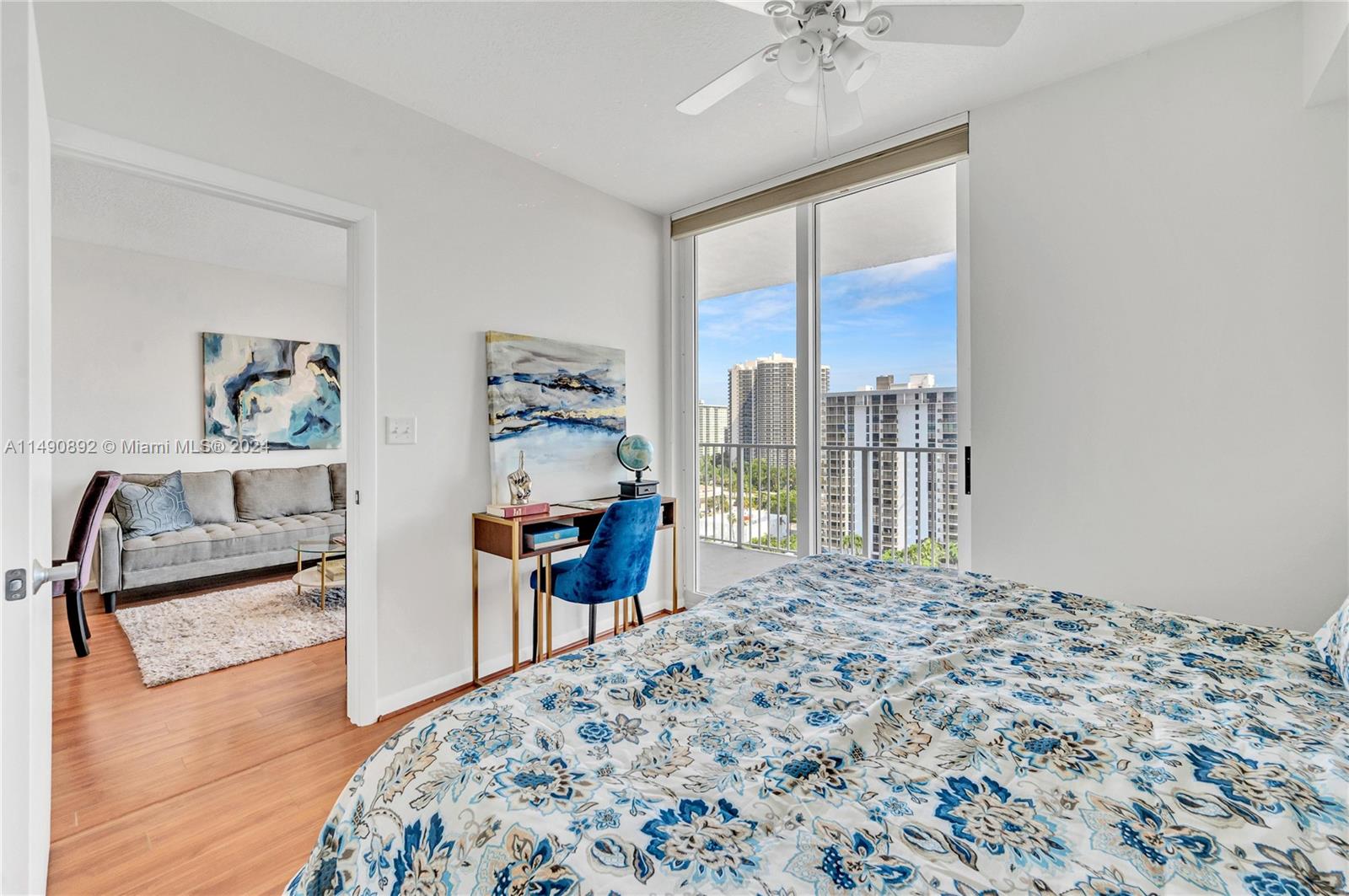 TIDES AT BRIDGESIDE SQUAR - Residential