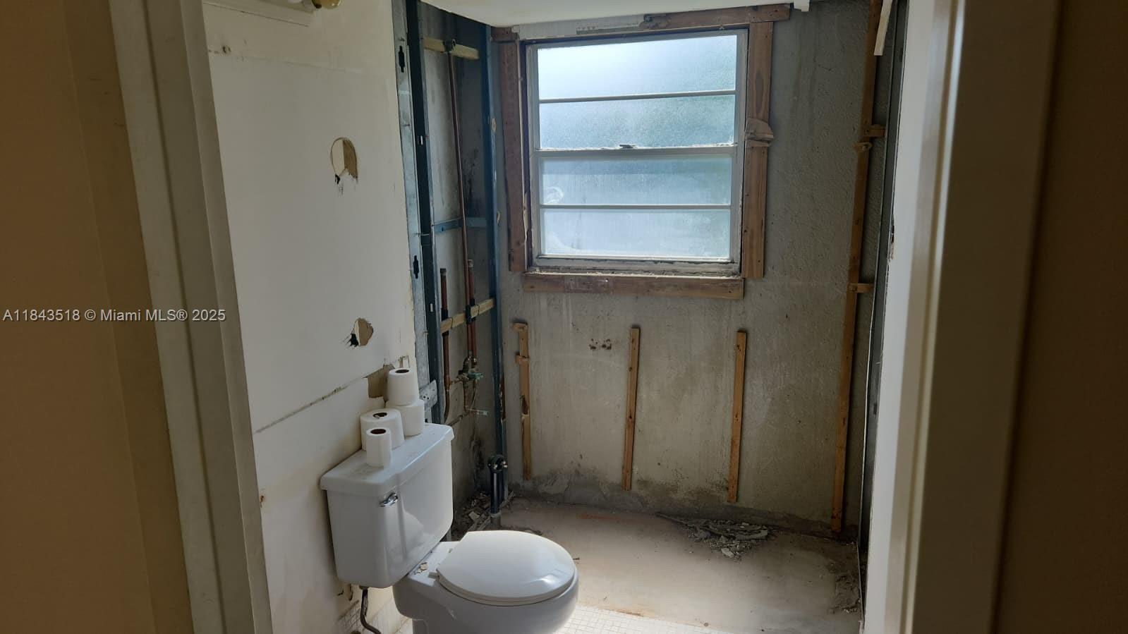 SUFFOLK AT CENTURY VILLAG - Residential