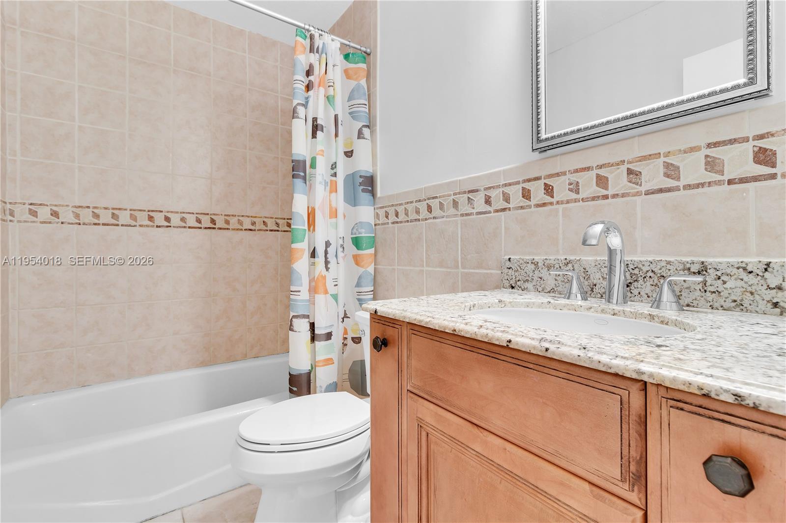 TOWNHOMES OF LA JOLLA - Residential Lease