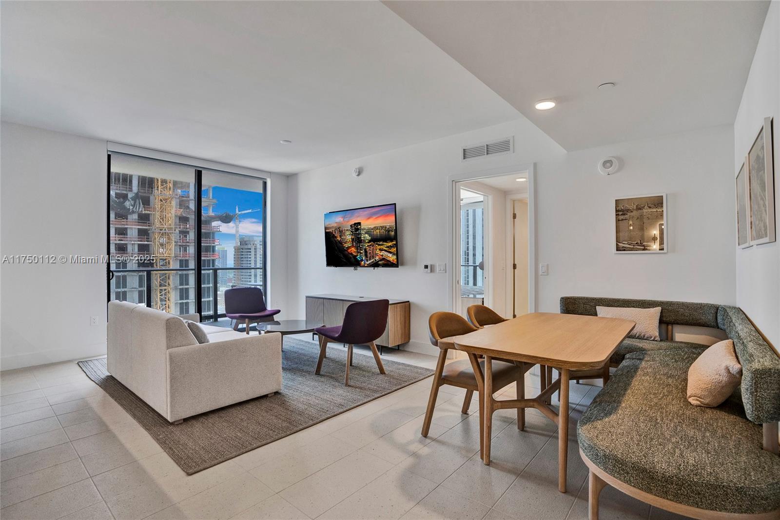 601 Ne 1st Ave 2805, Miami, Broward County, Florida - 2 Bedrooms  
2 Bathrooms - 