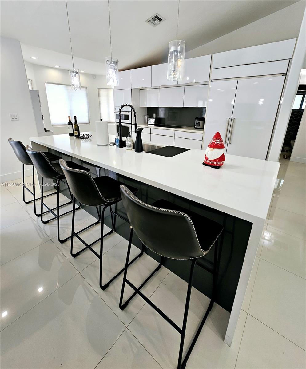 KARINA ESTATES - Residential Lease