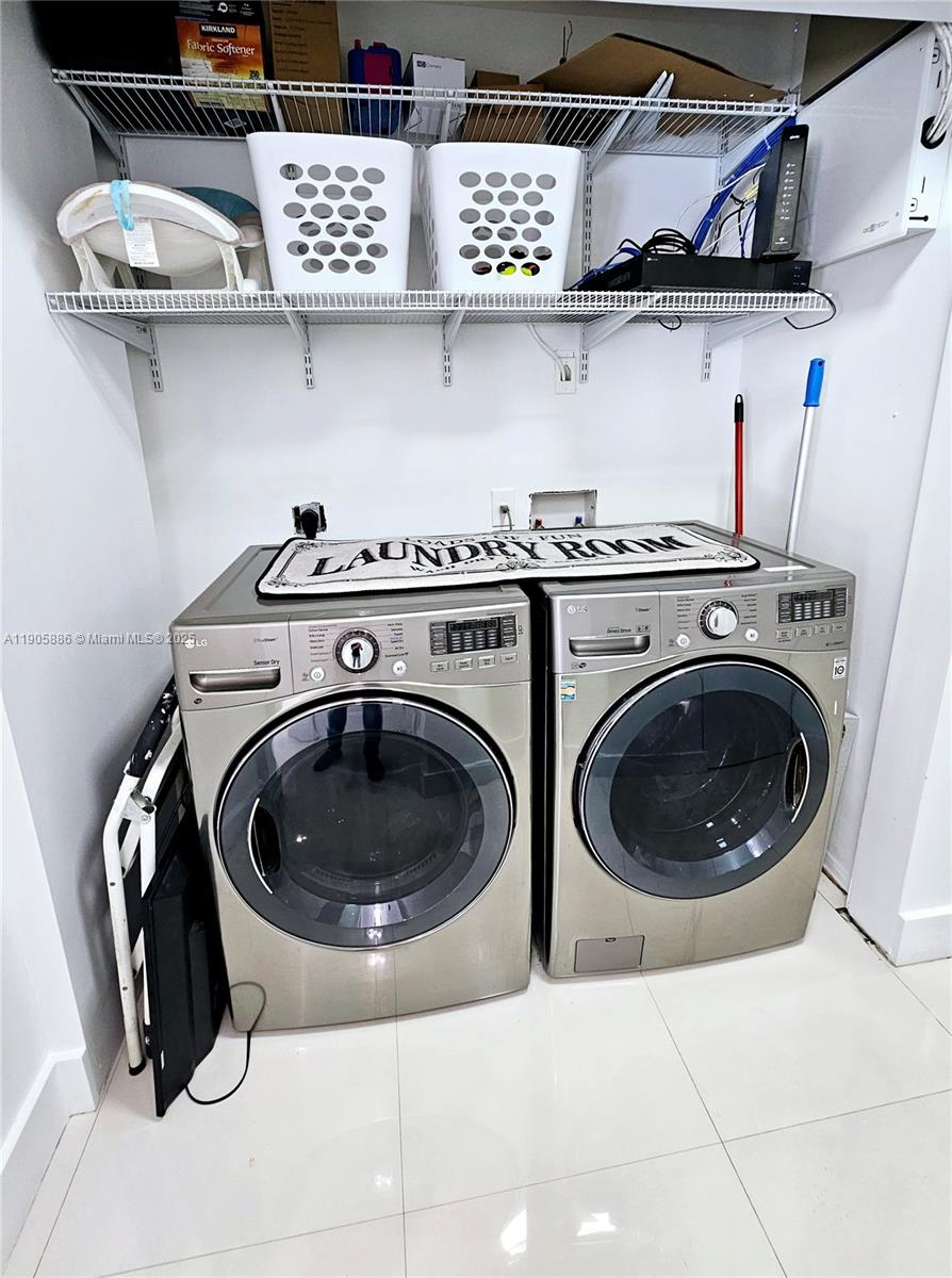 KARINA ESTATES - Residential Lease