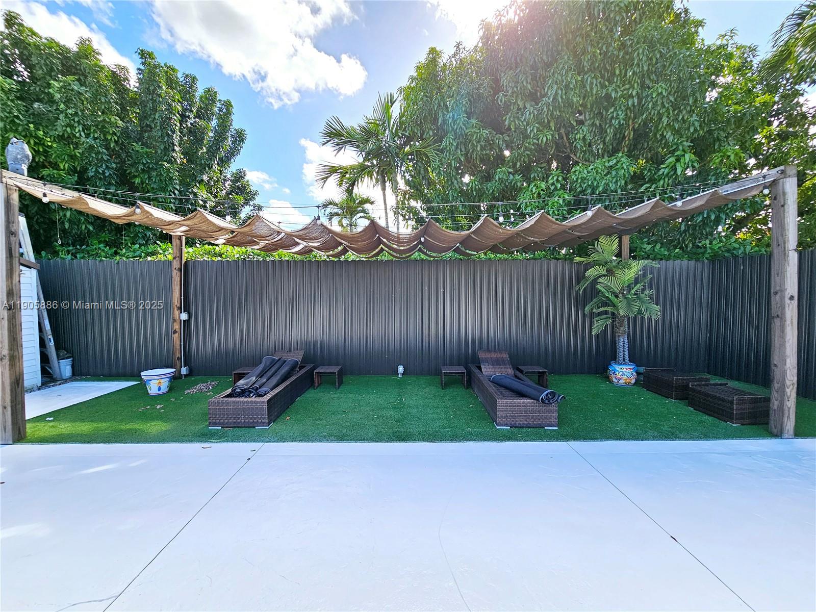 KARINA ESTATES - Residential Lease