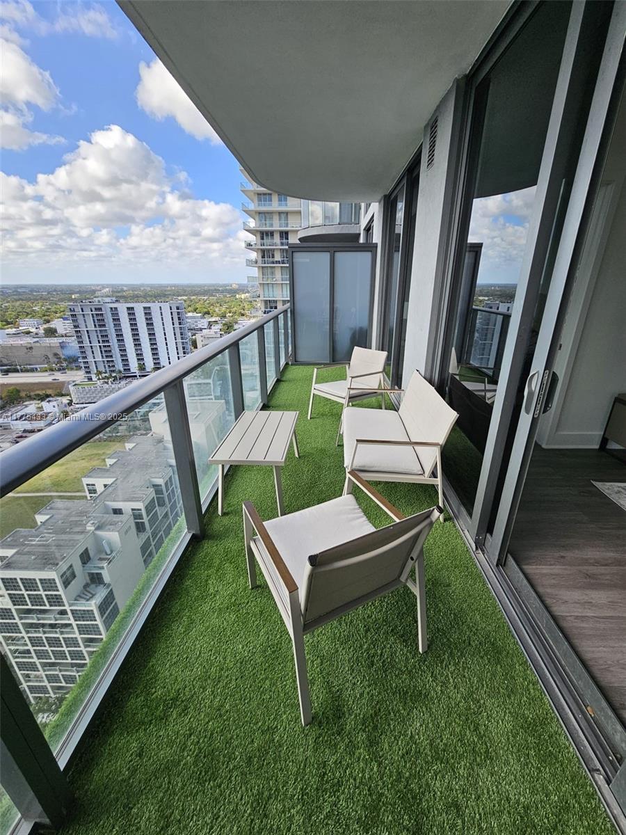 HYDE MIDTOWN - Residential Lease