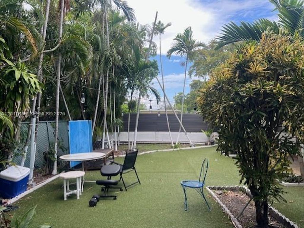 Photo of 732 Moffett ST #4A, Hallandale Beach, FL 33009 (MLS # A12015459)