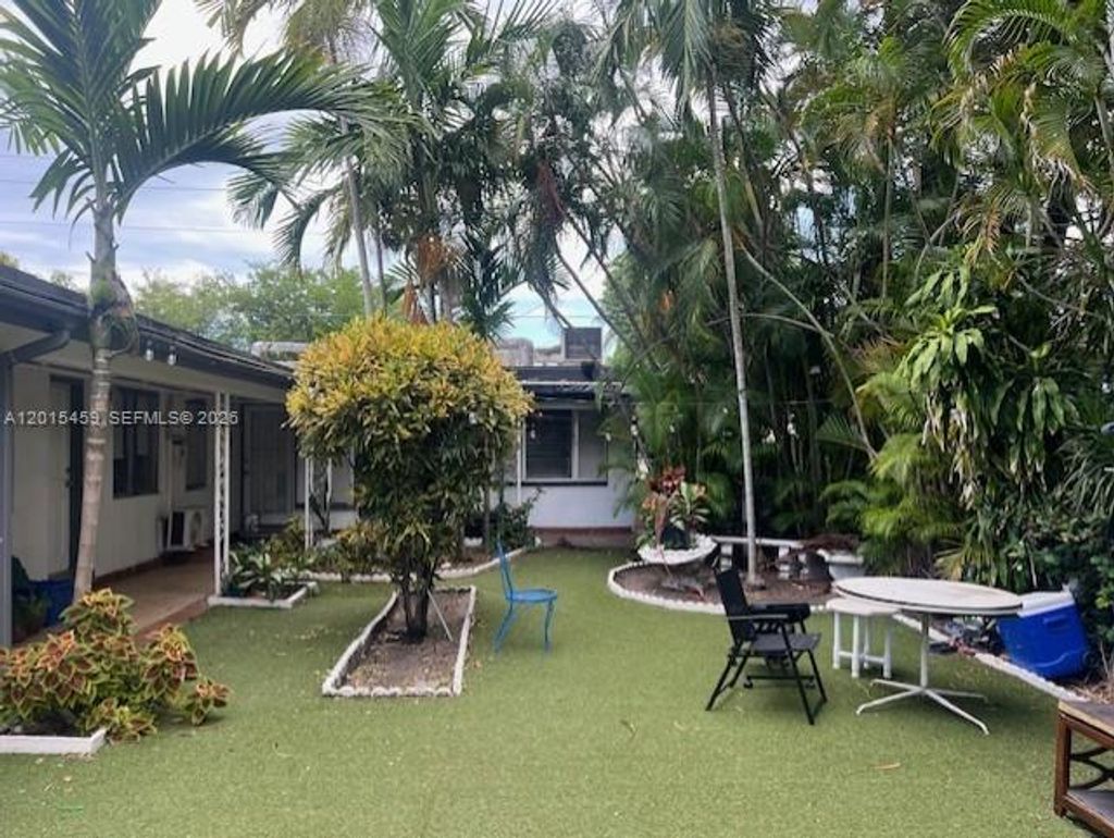 Photo of 732 Moffett ST #4A, Hallandale Beach, FL 33009 (MLS # A12015459)
