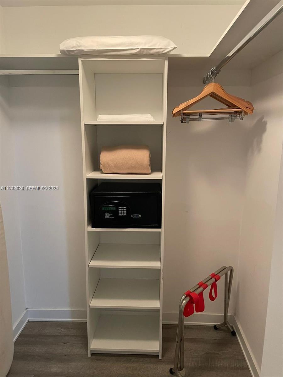 BEACHWALK CONDOMINIUM - Residential