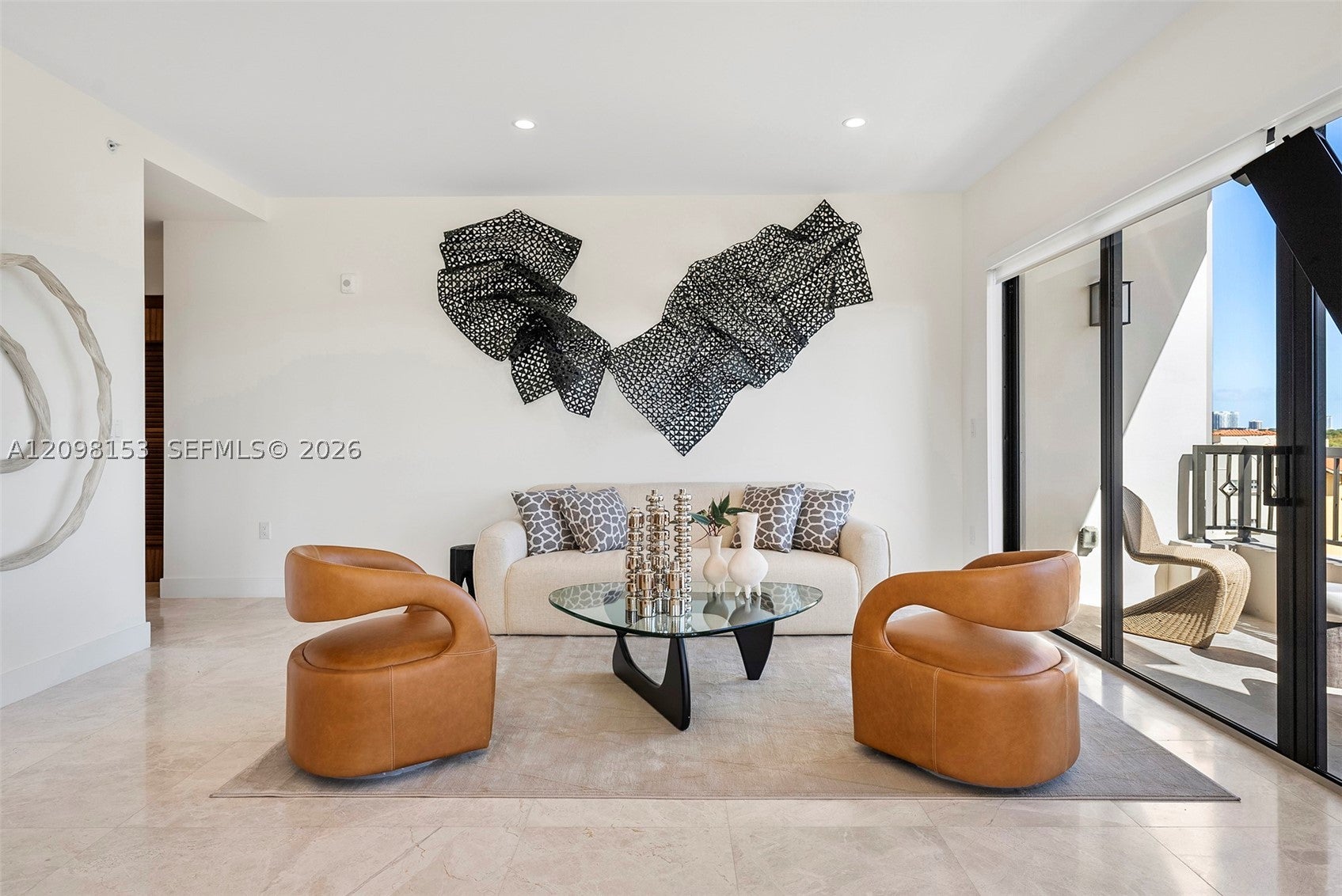 701 Valencia Ave 604