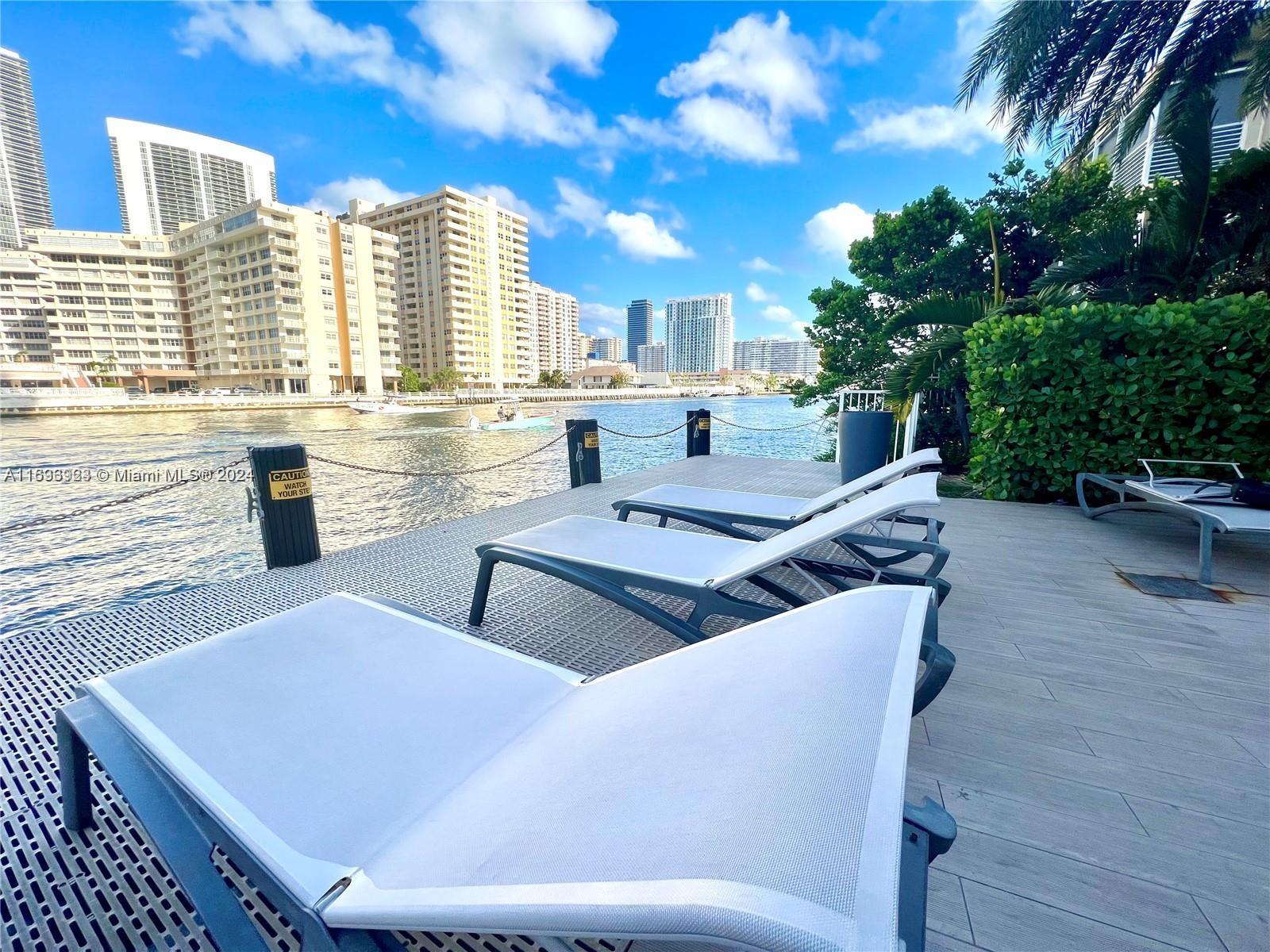 BEACHWALK CONDOMINIUM - Residential