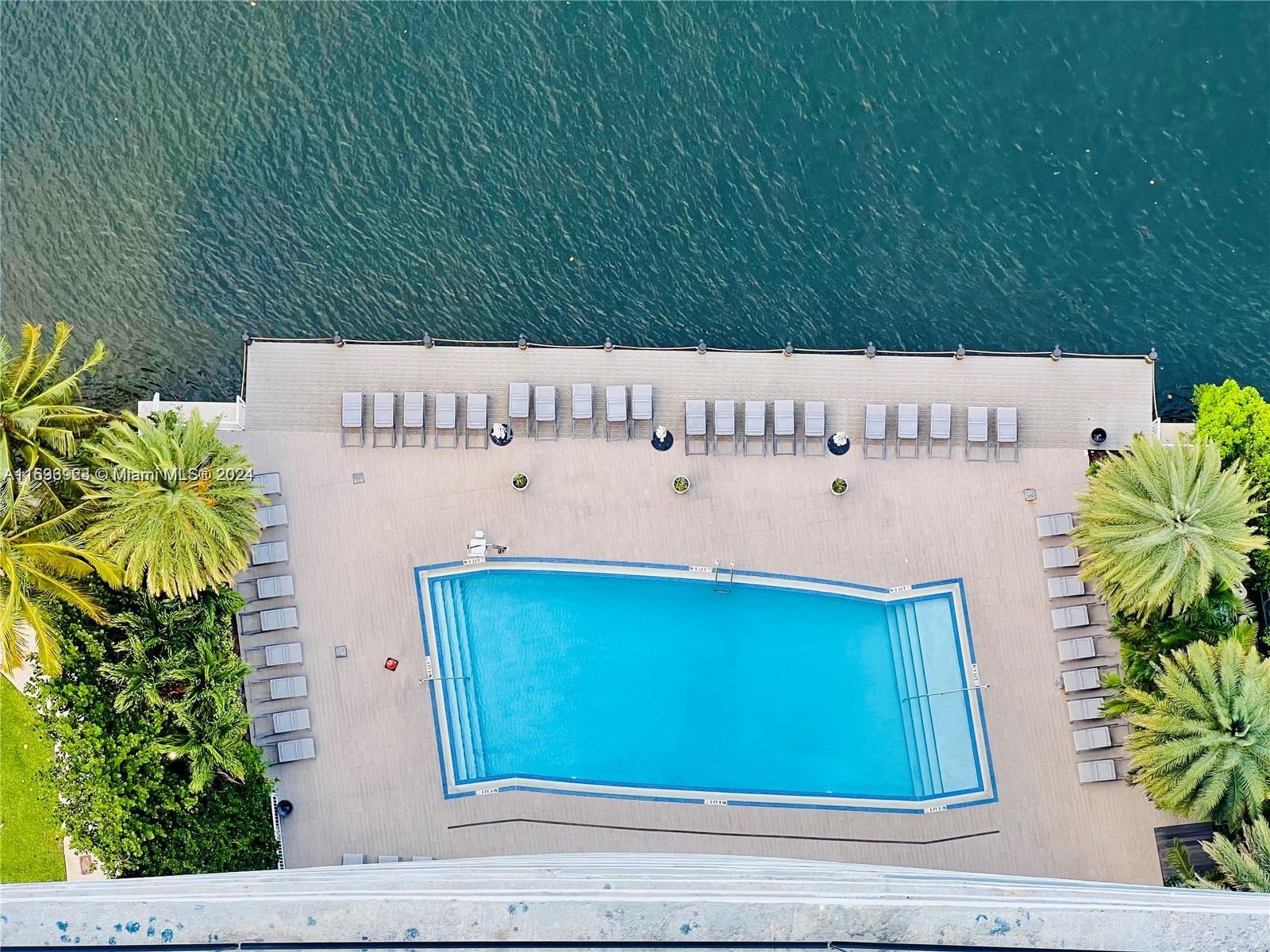 BEACHWALK CONDOMINIUM - Residential