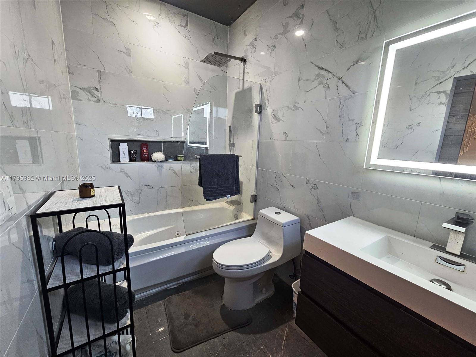 TUSCAN VIEW CONDOMINIUM - Residential