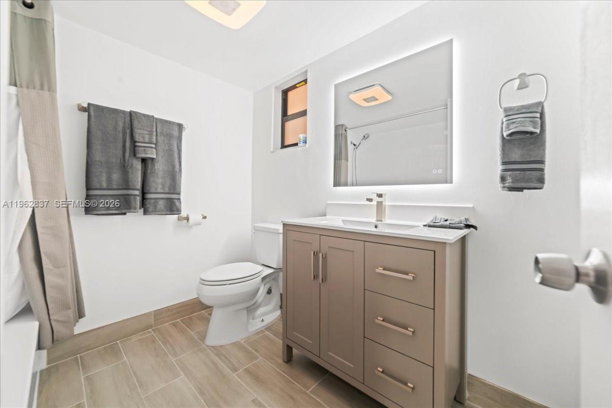 JACARANDA VILLAS NO 1 CON - Residential