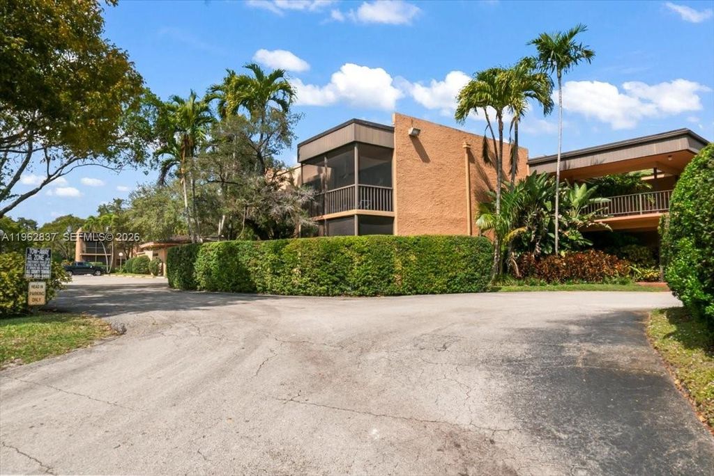 Photo of 8851 N New River Canal Rd #16E, Plantation, FL 33324 (MLS # A11962837)