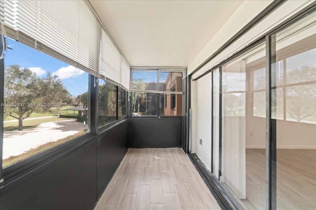 JACARANDA VILLAS NO 1 CON - Residential