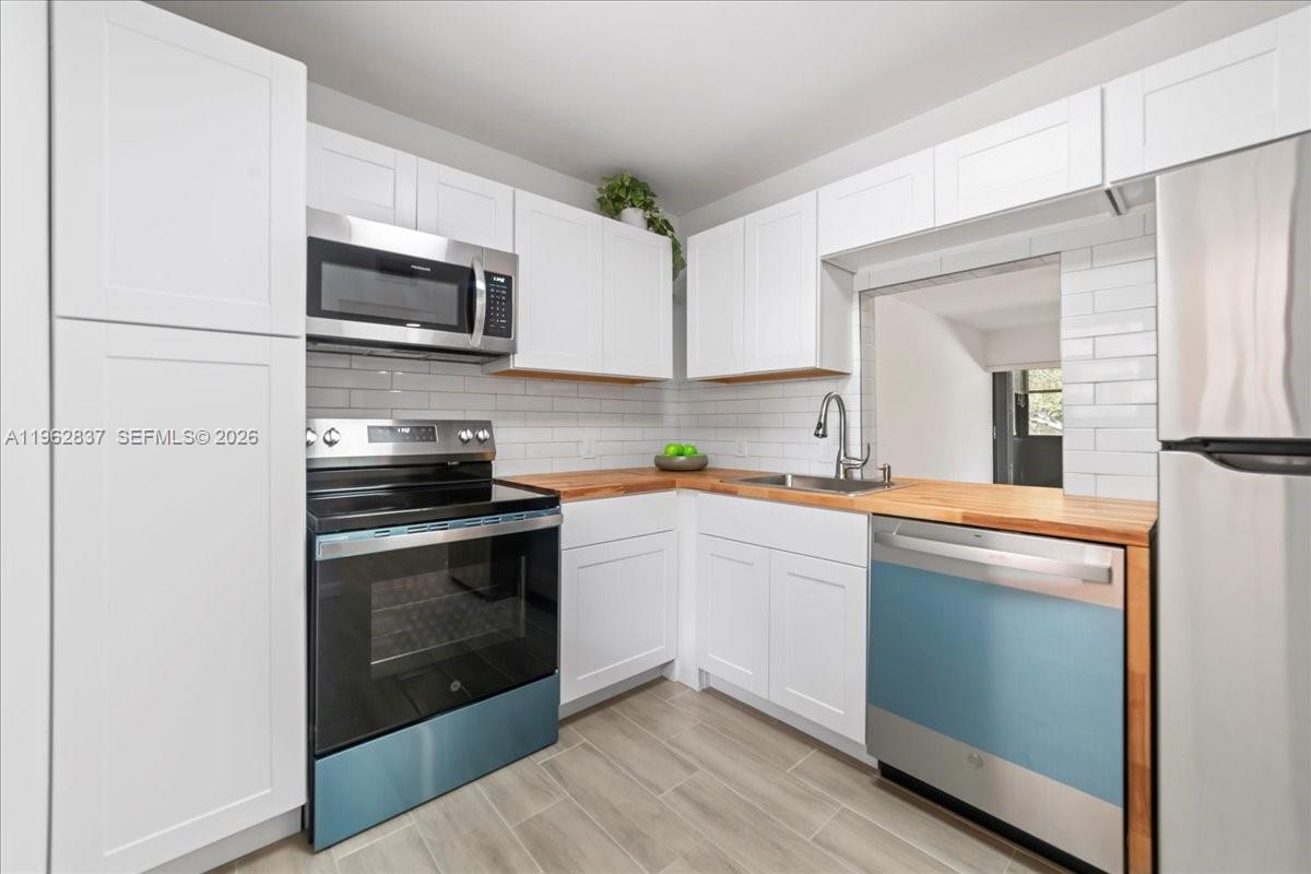 JACARANDA VILLAS NO 1 CON - Residential