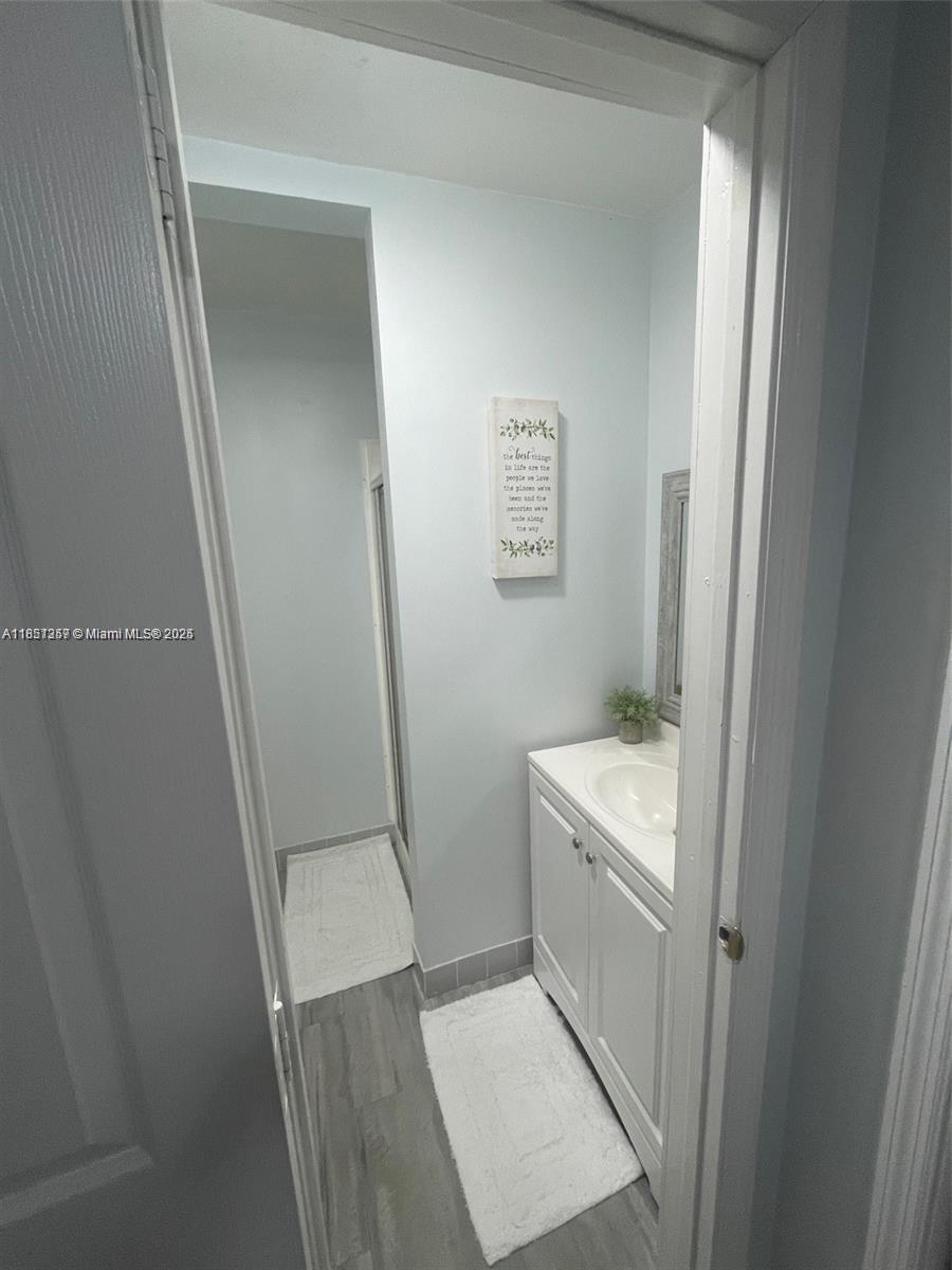 MIRAMAR PARK FOURTH ADD - Residential Lease