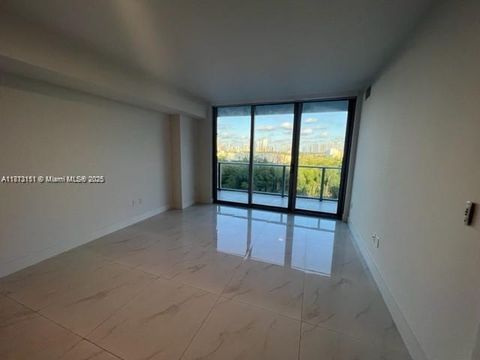 16385 Biscayne Blvd 820 North Miami Beach FL 33160