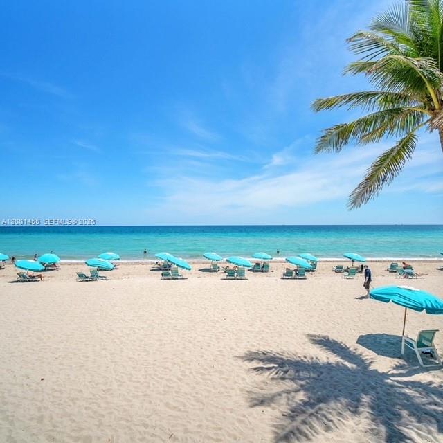 WAVE CONDO - Residential Lease