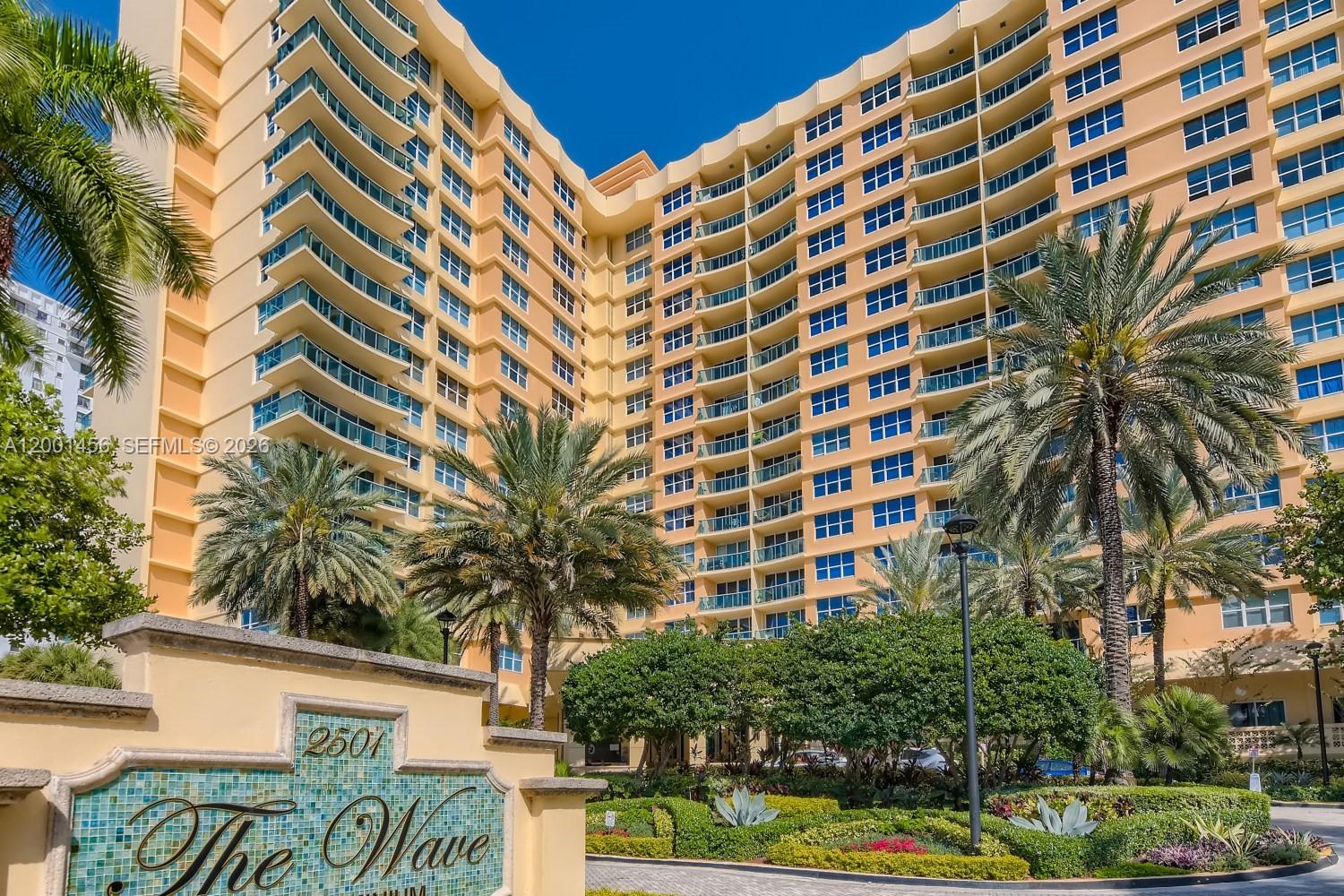 WAVE CONDO - Residential Lease