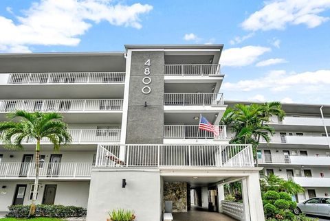 Photo of 4800 Hillcrest Ln #210, Hollywood, FL 33021 (MLS # A11889414)