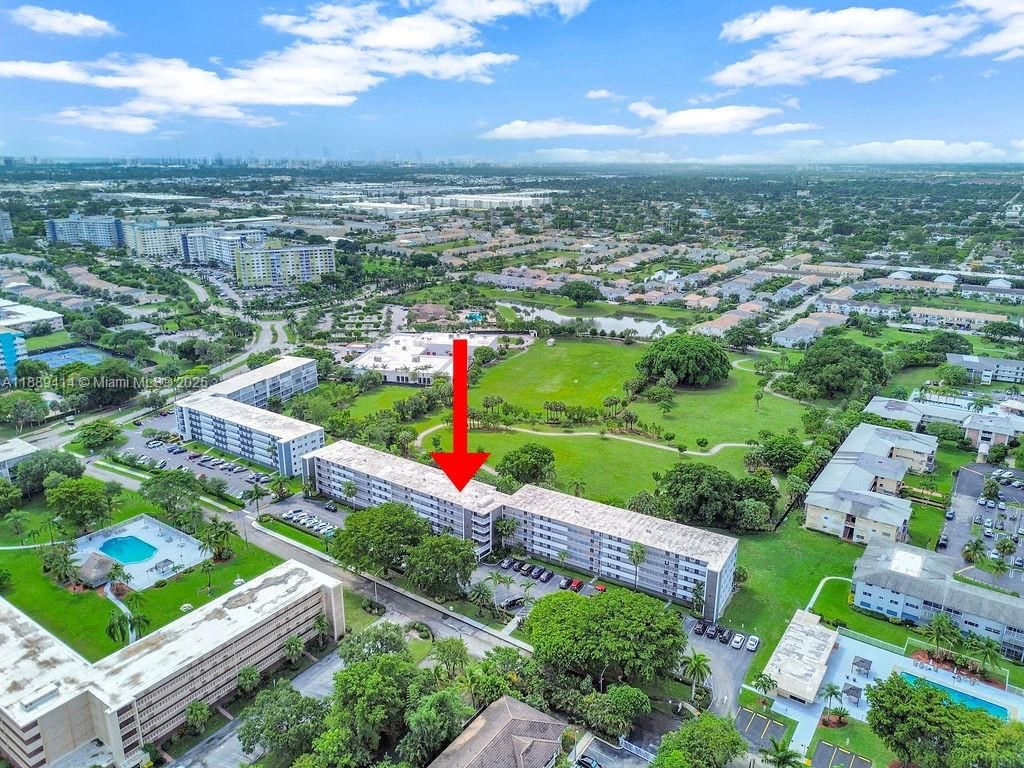 Photo of 4800 Hillcrest Ln #210, Hollywood, FL 33021 (MLS # A11889414)