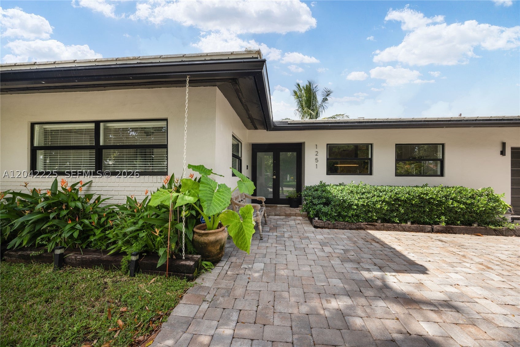 1251 SW 11th Ter