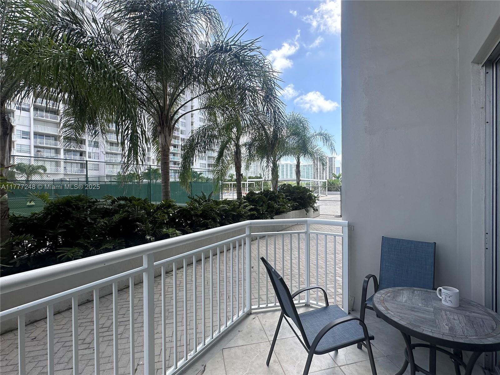 DEL PRADO MARINA - Residential