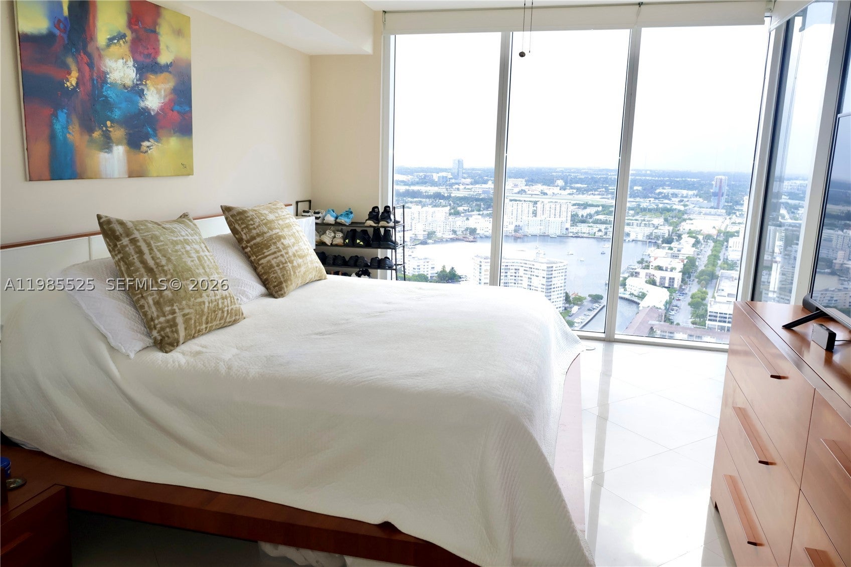 1800 S Ocean Drive 3908