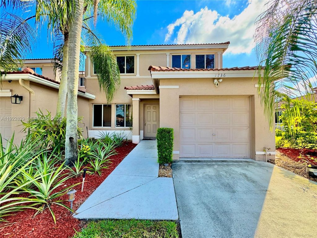 Photo of 1736 SW 109th Ter, Davie, FL 33324 (MLS # A11922829)