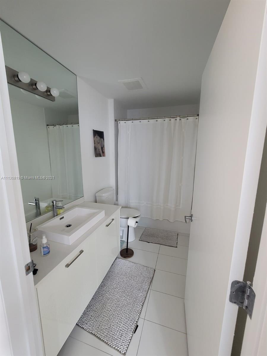 CENTRO CONDO - Residential Lease