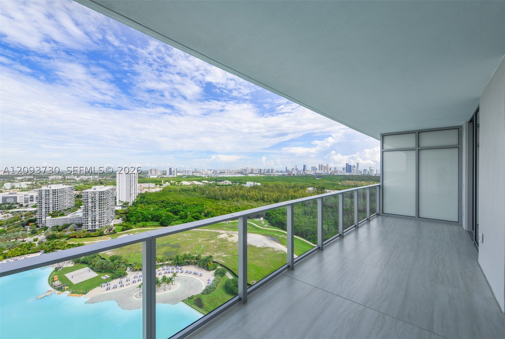2411 Laguna Circle 2707