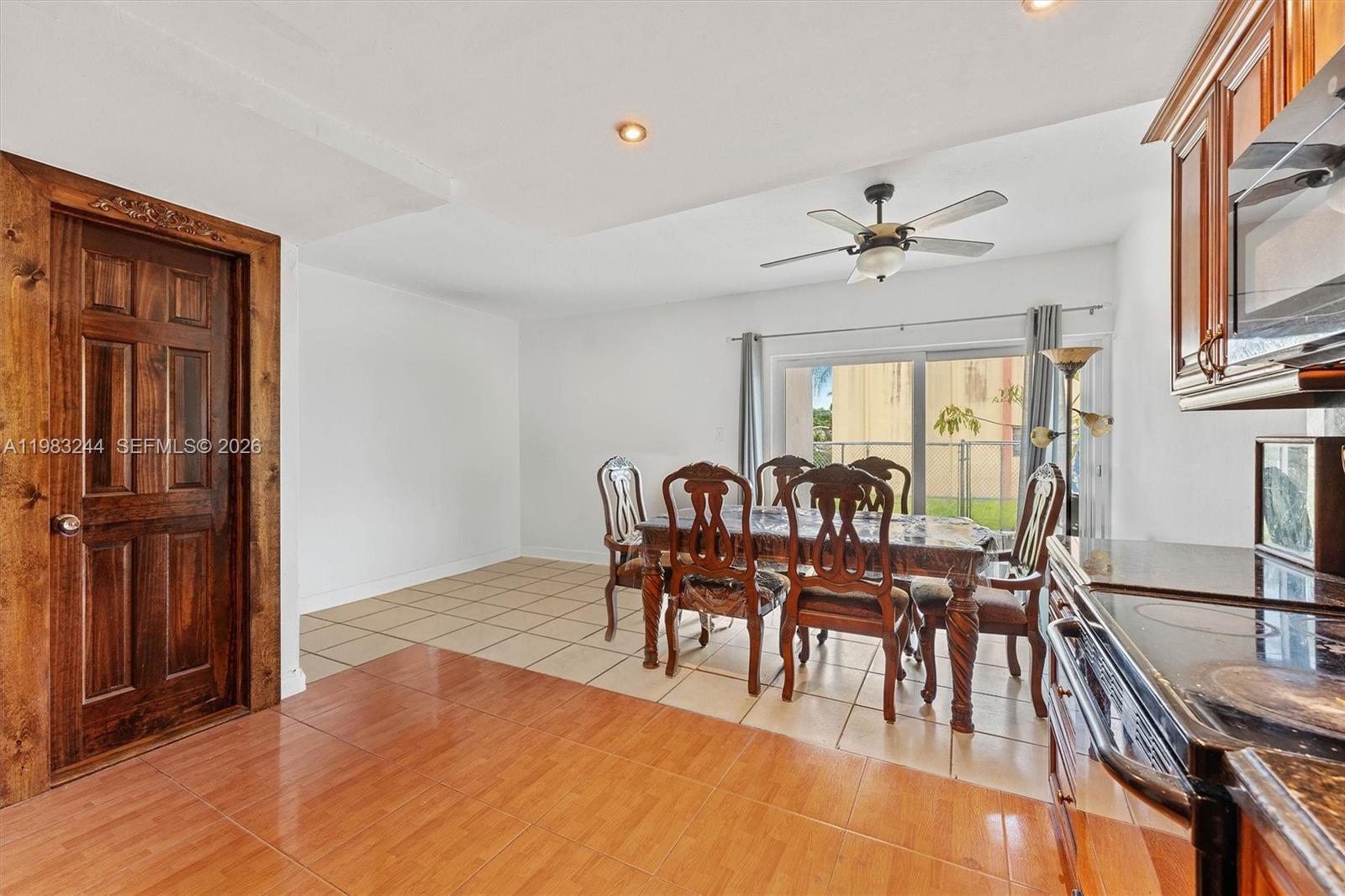 THE ARBOUR TOWNHOUSE SEC - Residential