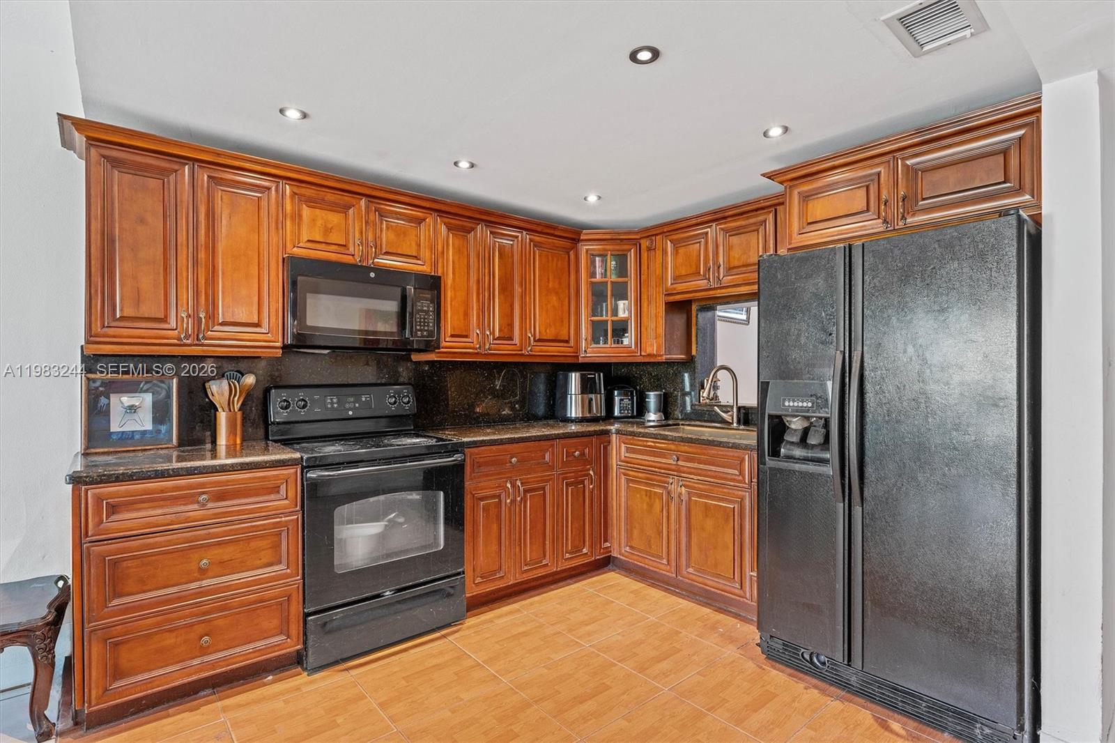 THE ARBOUR TOWNHOUSE SEC - Residential