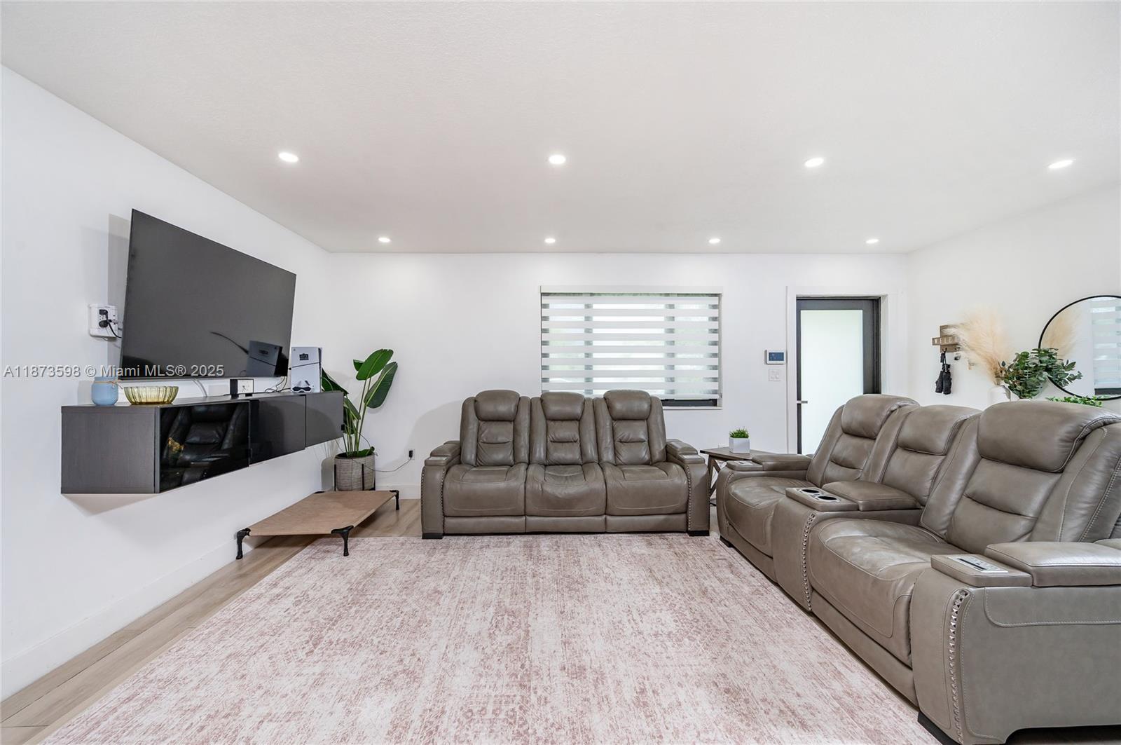 CUTLER RIDGE SEC 7 - Residential