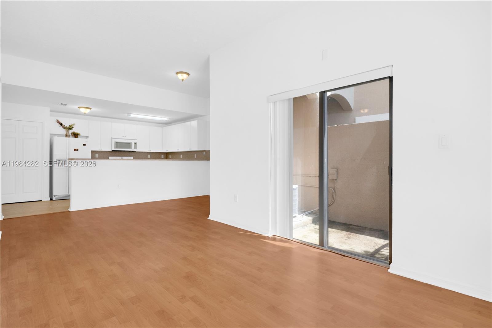 THE COURTS AT BAYSHORE I - Residential