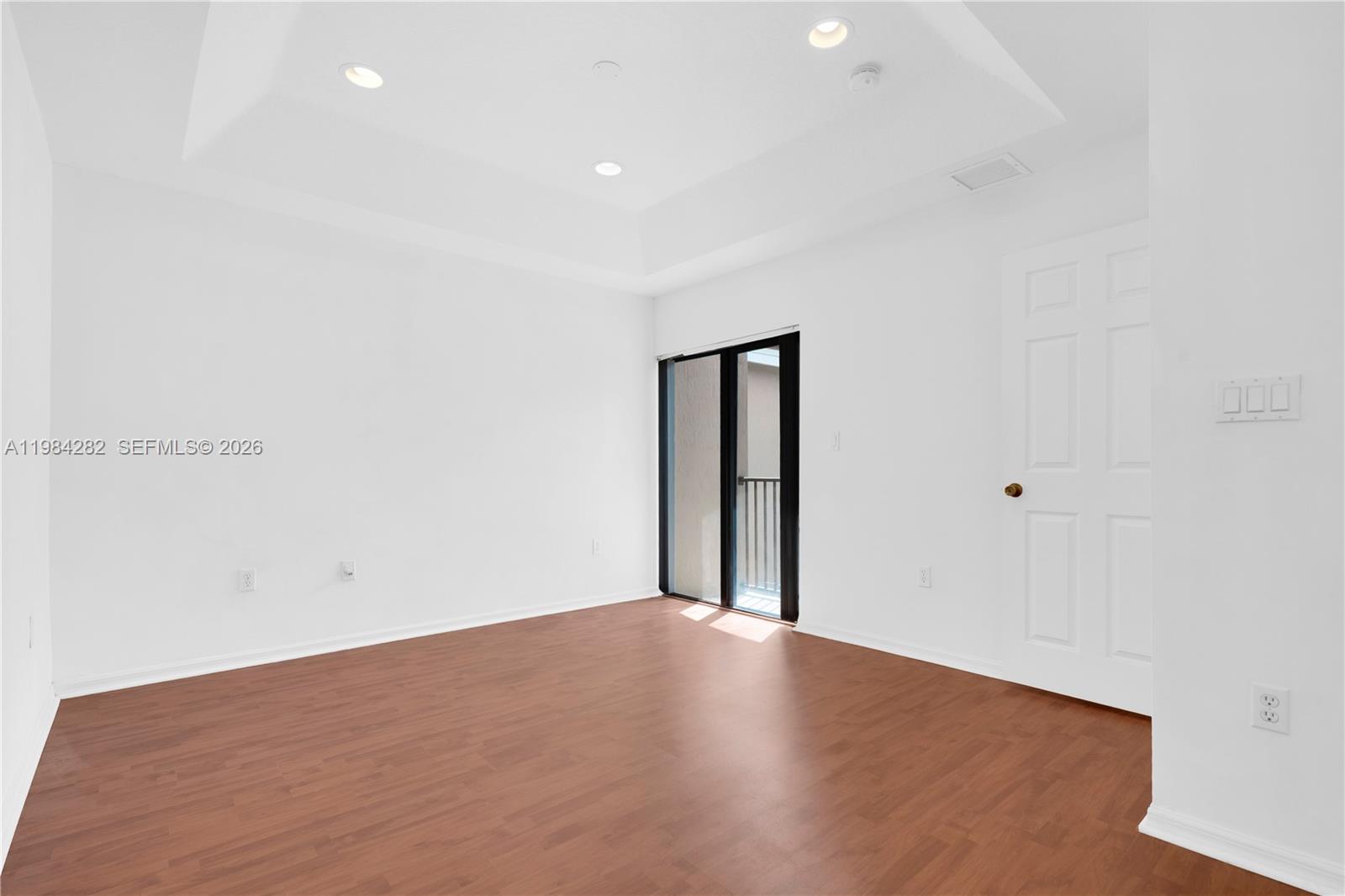 THE COURTS AT BAYSHORE I - Residential