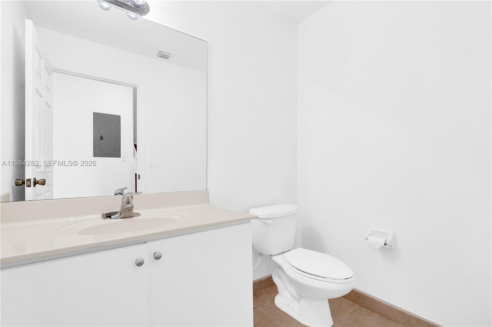 THE COURTS AT BAYSHORE I - Residential