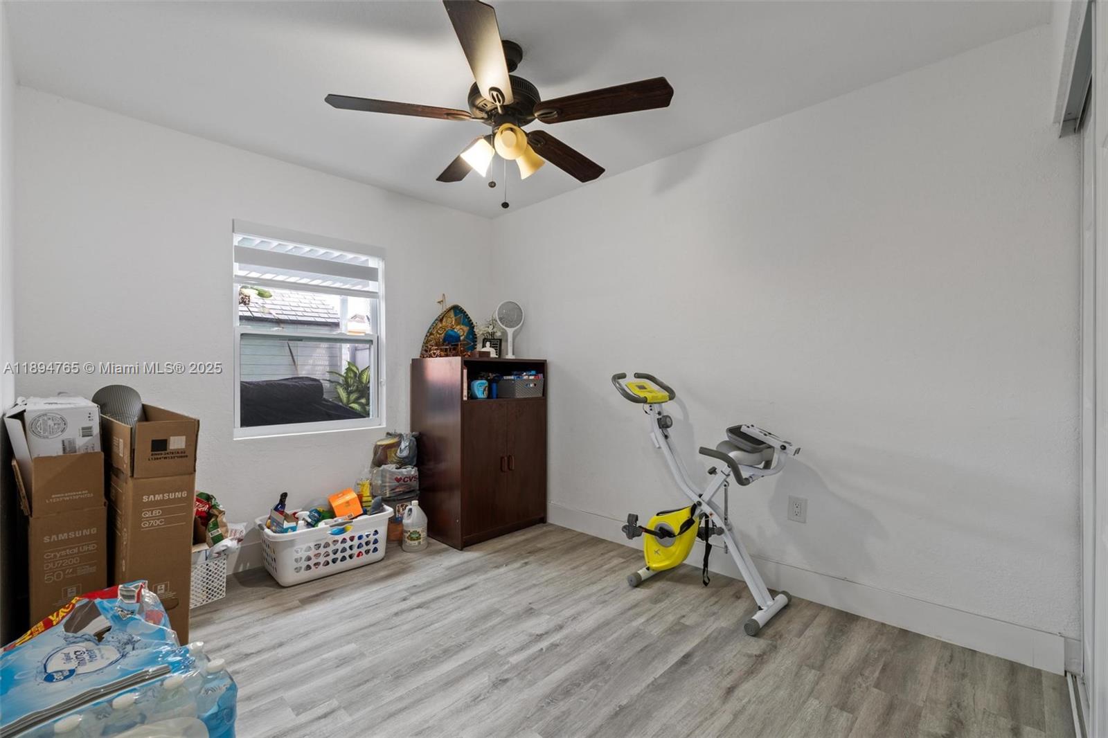 VISTA VERDE TOWNHOUSE SEC - Residential