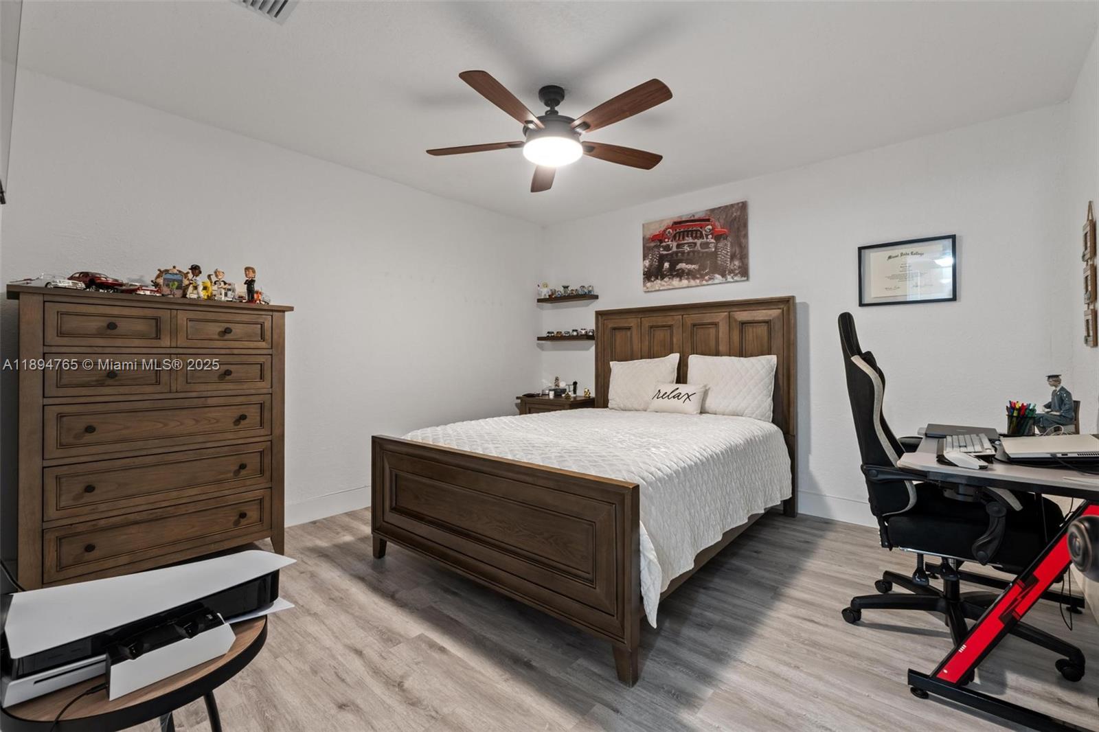VISTA VERDE TOWNHOUSE SEC - Residential
