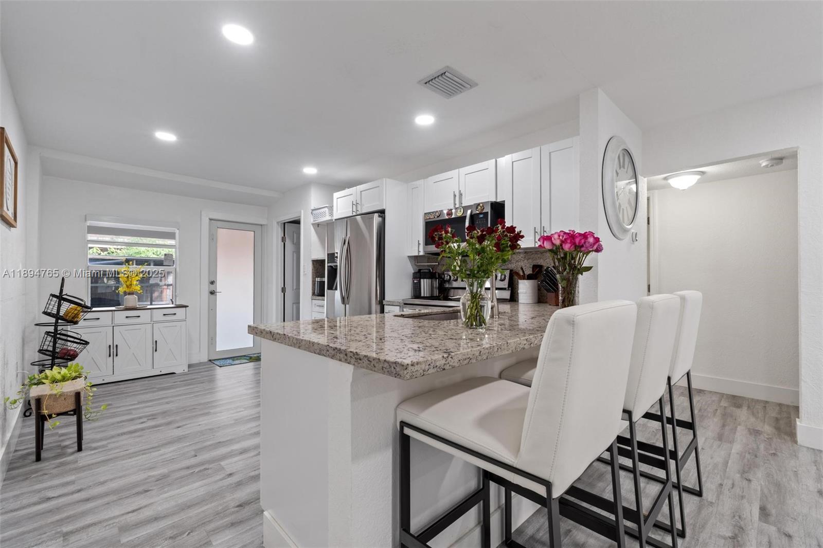 VISTA VERDE TOWNHOUSE SEC - Residential
