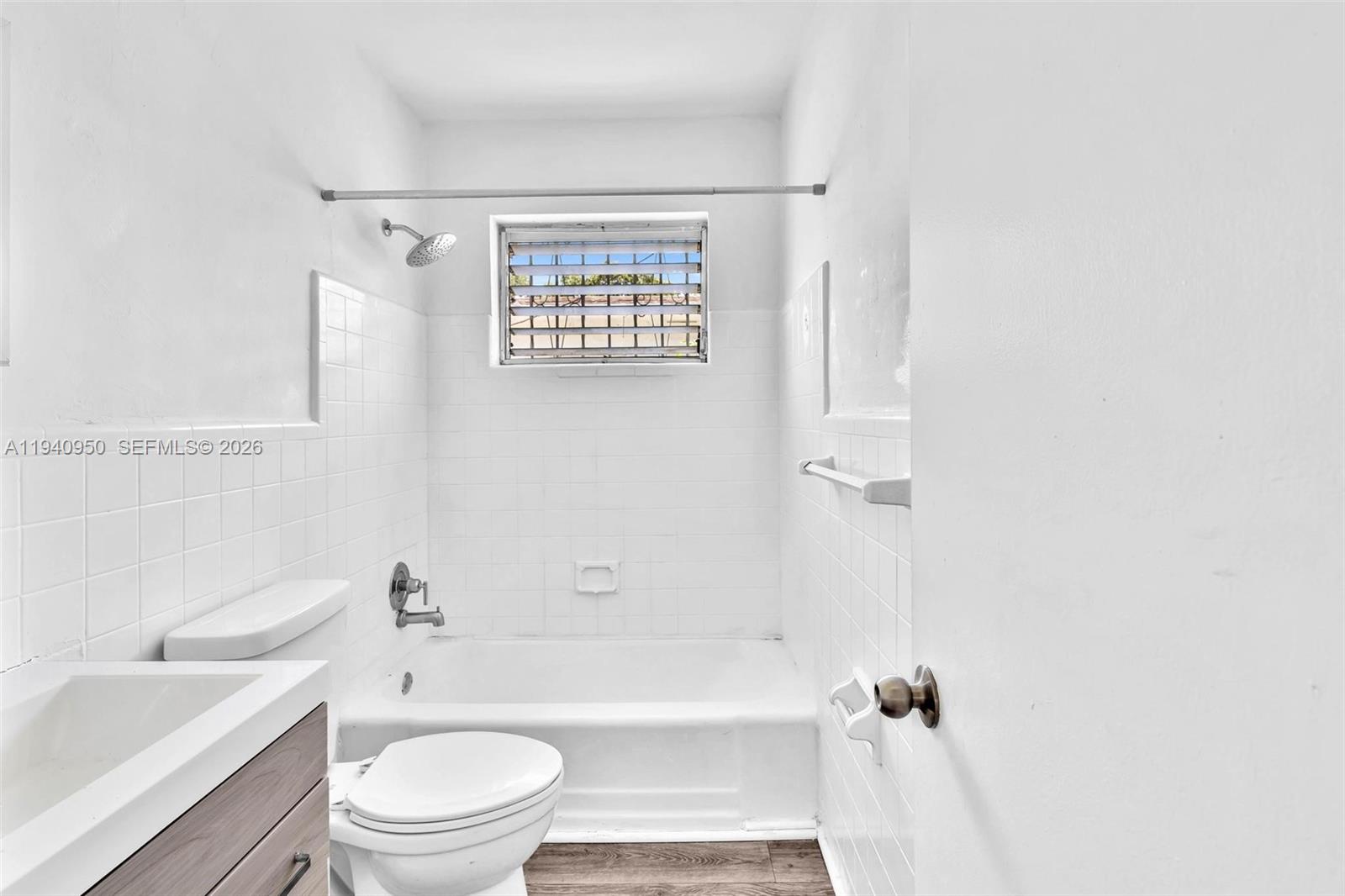 DIXIE HIGHWAY TRACK - Residential Income