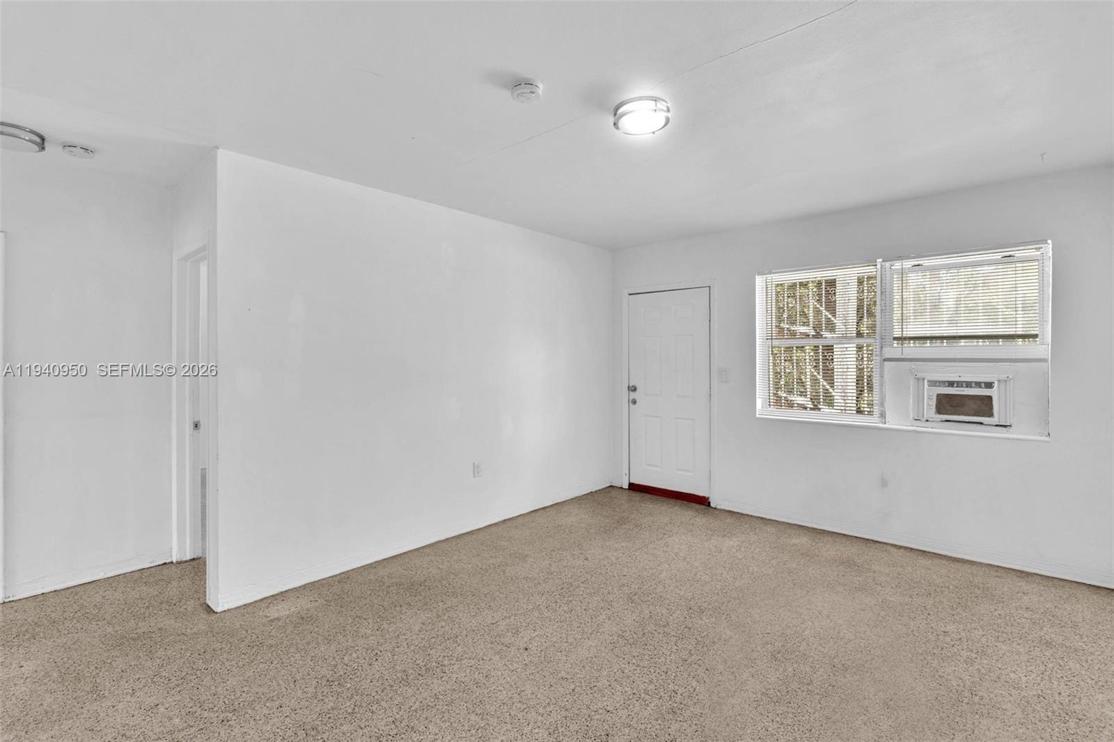 DIXIE HIGHWAY TRACK - Residential Income