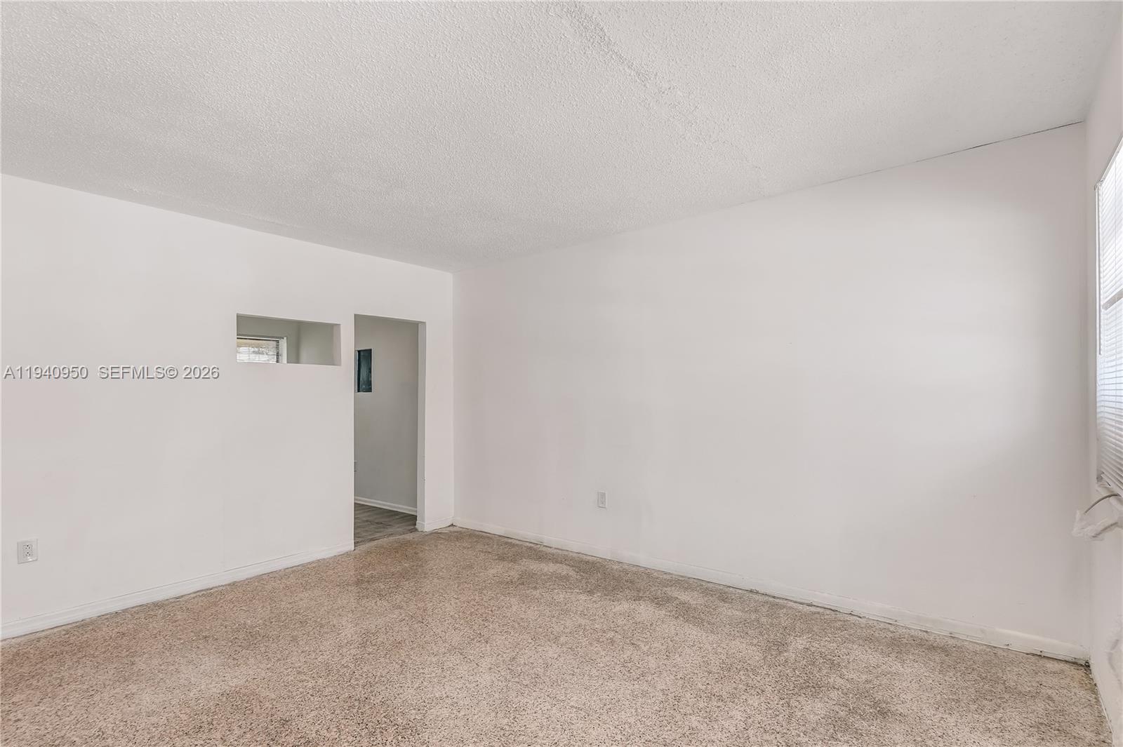 DIXIE HIGHWAY TRACK - Residential Income