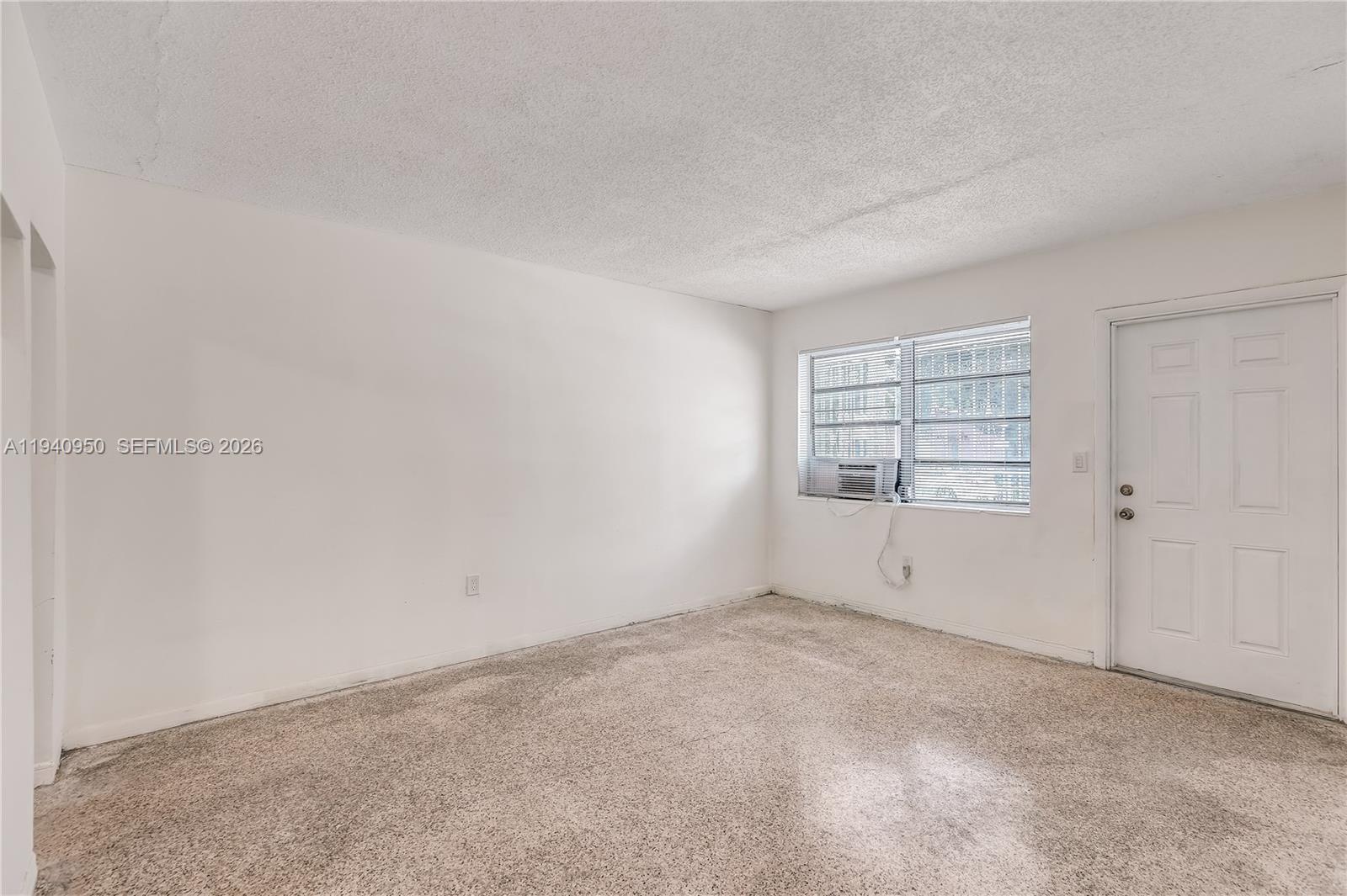 DIXIE HIGHWAY TRACK - Residential Income