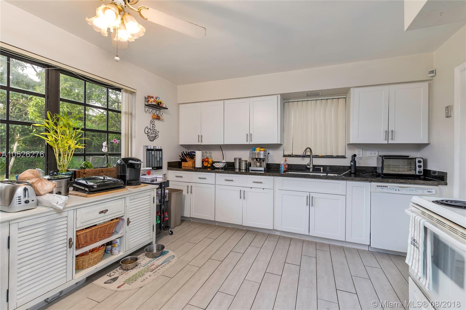 HEFTLER HOMES SUNSET PARK - Residential