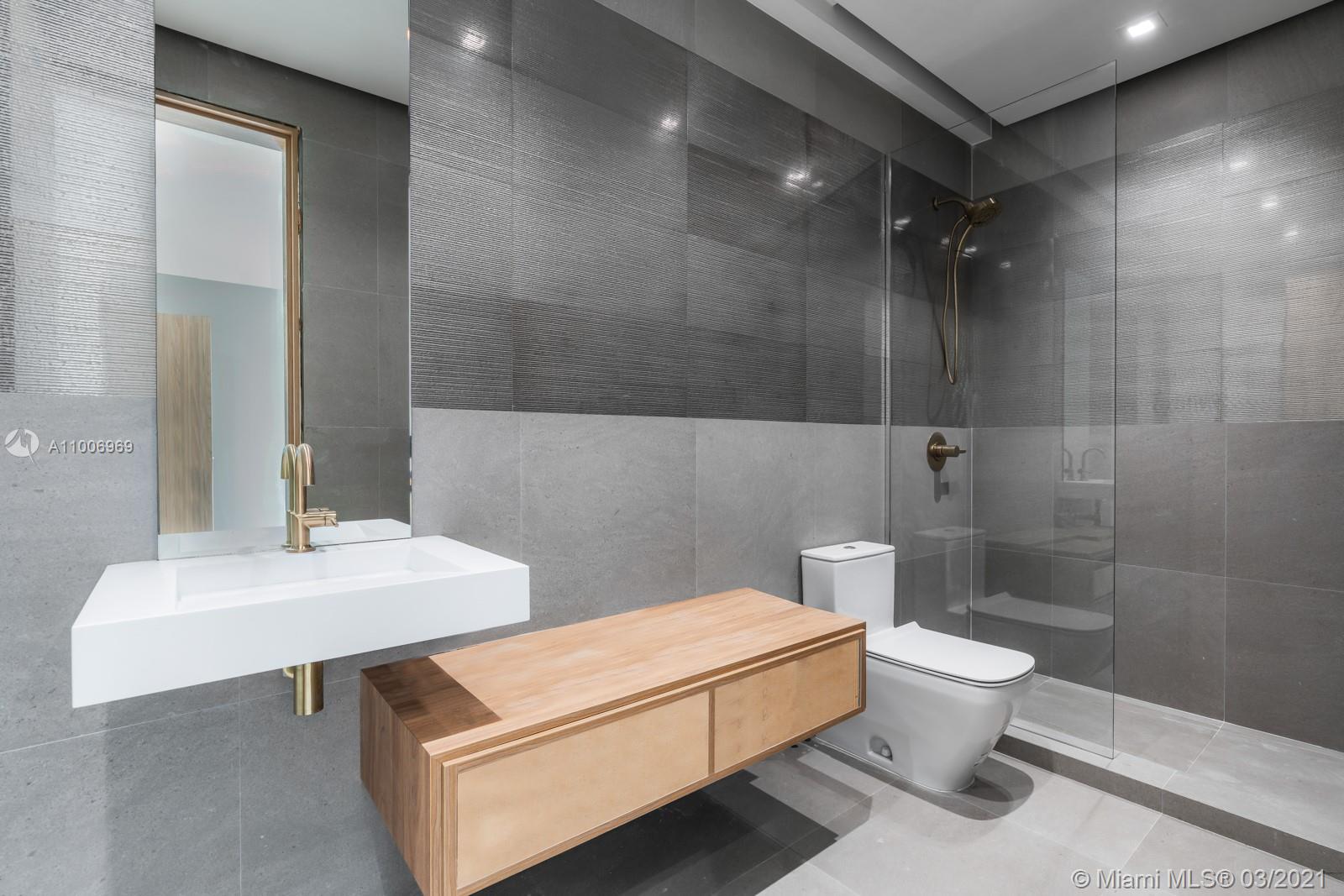 CORAL RIDGE - Residential