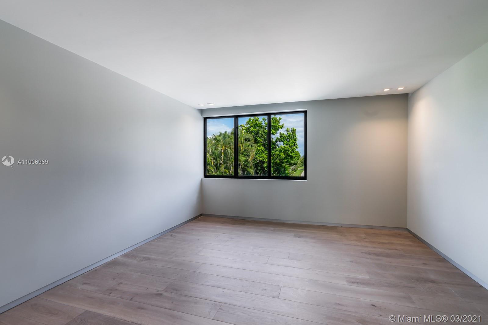 CORAL RIDGE - Residential