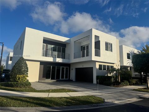 7525 NW 101st Pl Doral FL 33178