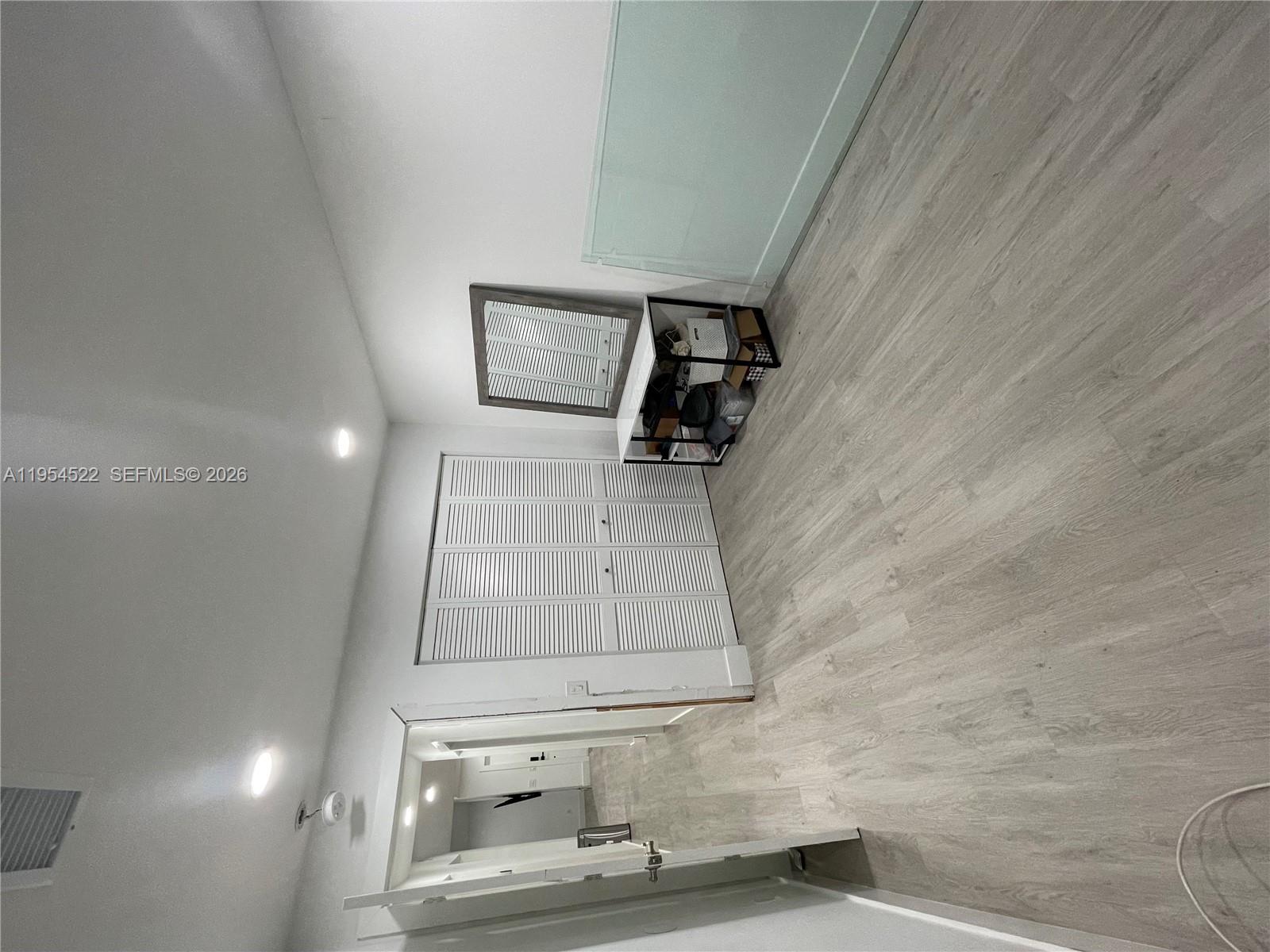 SANDALFOOT COVE SEC 10 - Residential