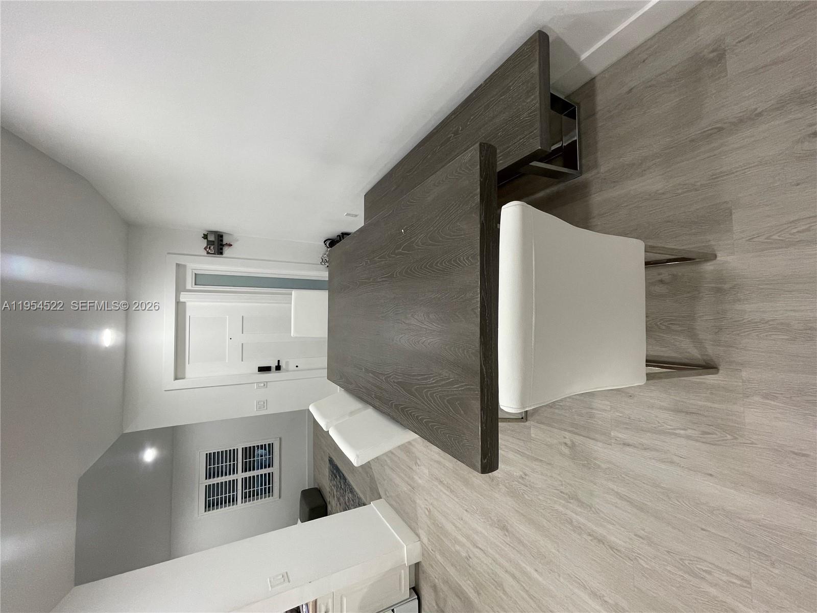 SANDALFOOT COVE SEC 10 - Residential